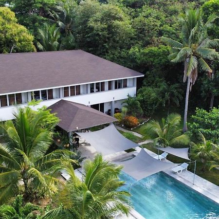 Sunset Cove Beach & Dive Resort Romblon Eksteriør bilde