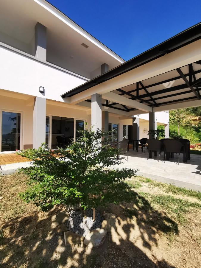 Sunset Cove Beach & Dive Resort Romblon Eksteriør bilde